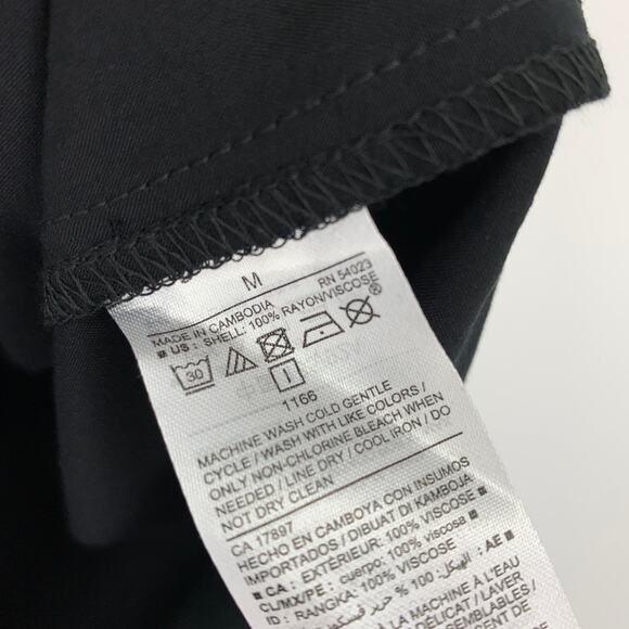 Old Navy A-Line Sleeveless Dress Womens Sz Medium Keyhole Back Black V-Neck - Picture 6 of 6